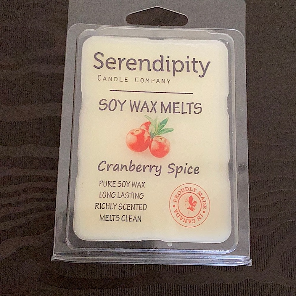 Serendipity natural soy melt candle in Cranberry spice scent
